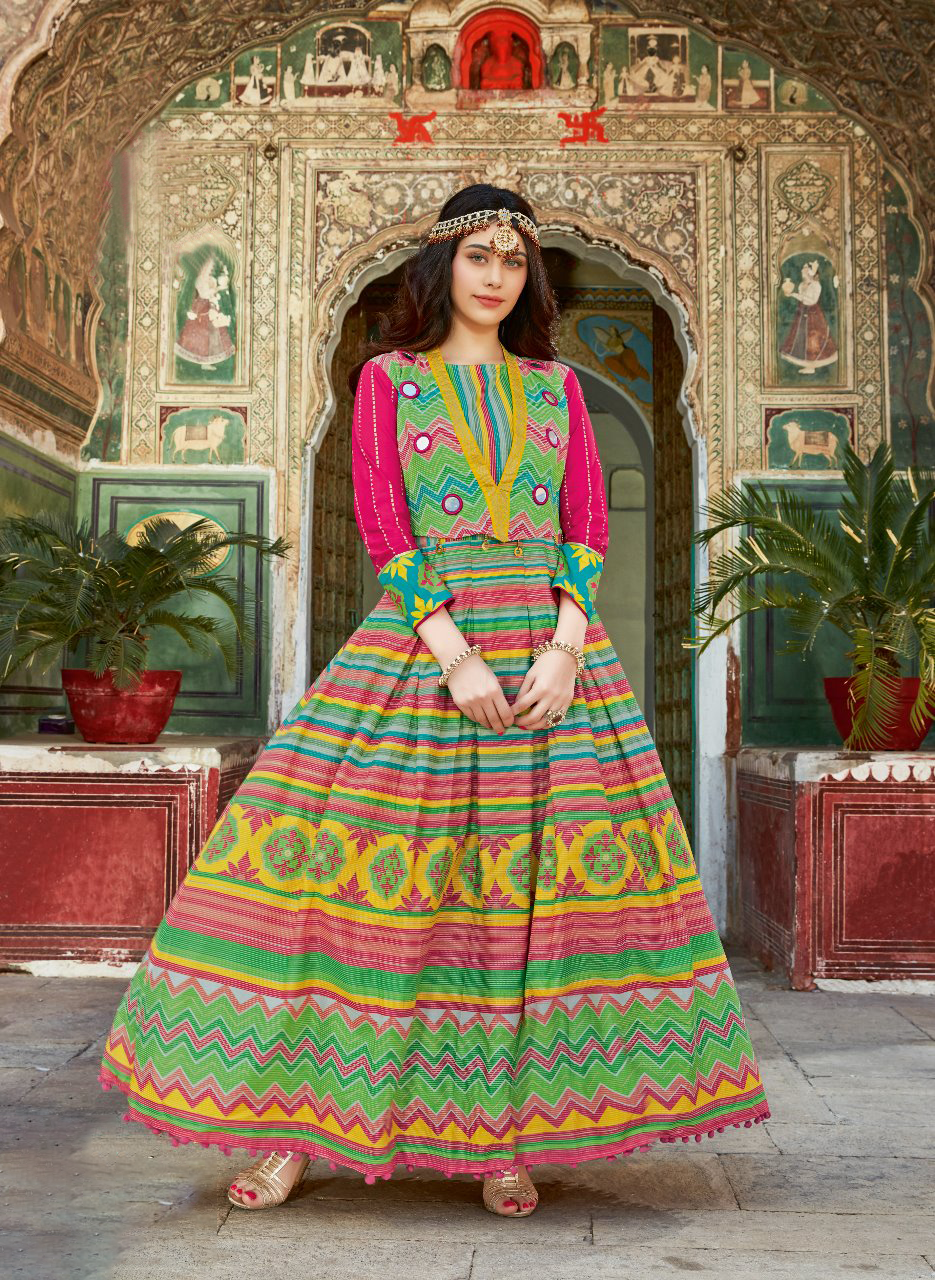The embroidered Indian tunics has much of its design roots in traditional fashion